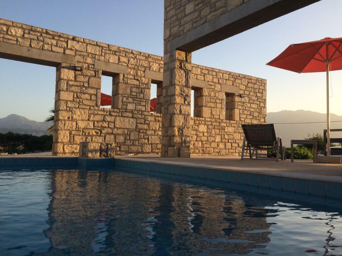 Villa Ypsilon Karotí 外观 照片