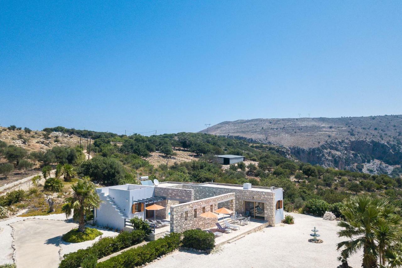 Villa Ypsilon Karotí 外观 照片